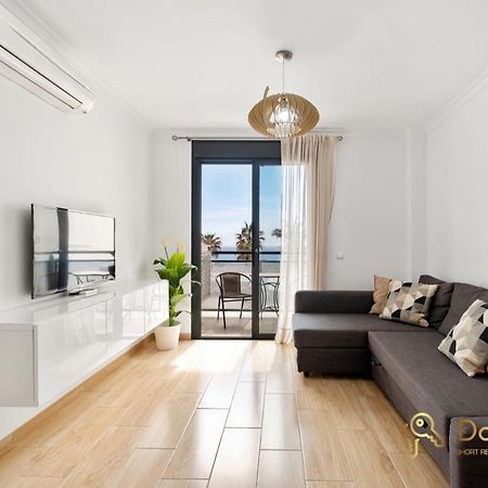 Cozy Apartment With Sea View And Private Parking In 丰希罗拉 外观 照片
