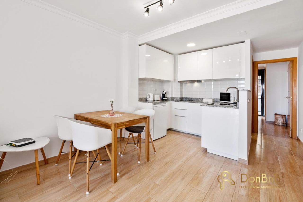 Cozy Apartment With Sea View And Private Parking In 丰希罗拉 外观 照片