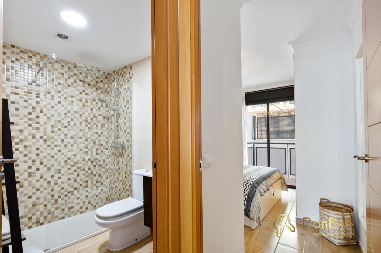 Cozy Apartment With Sea View And Private Parking In 丰希罗拉 外观 照片