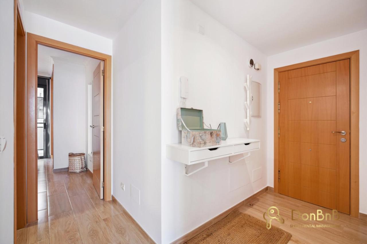 Cozy Apartment With Sea View And Private Parking In 丰希罗拉 外观 照片